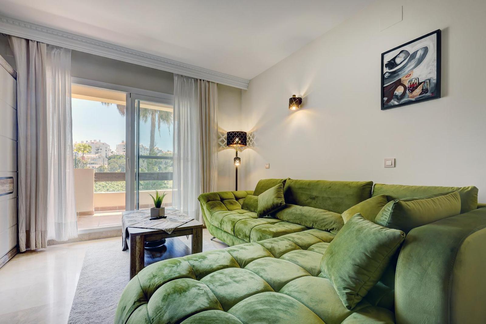 Cozy, 1 Bedroom On The Sunny Riviera Apartamento