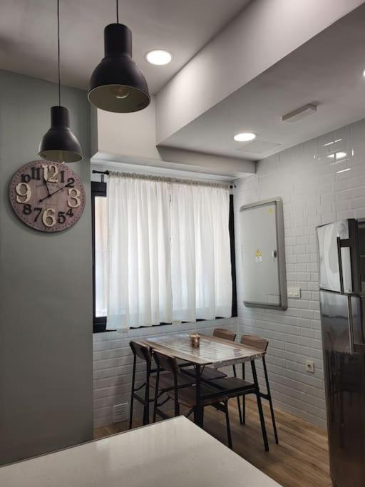Type Loft Gare De Trains Et Apartamento *