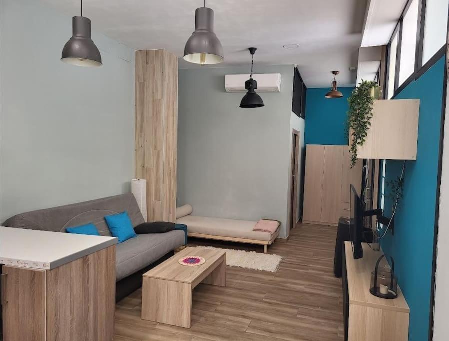 Apartamento Type Loft Gare De Trains Et Málaga