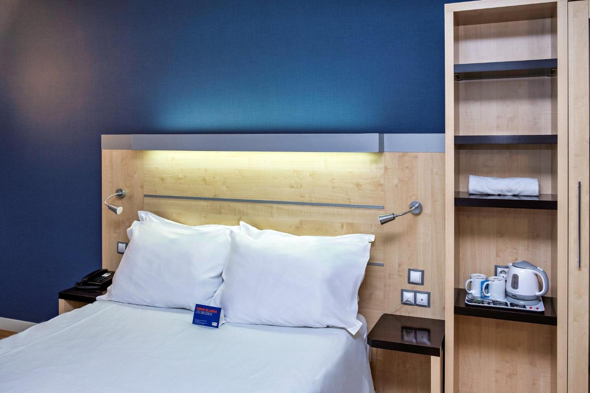 Express Airport, An Ihg 3*