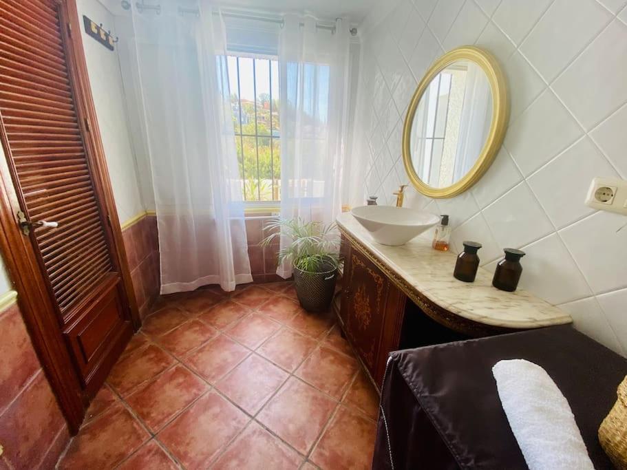 Holiday home Estilo Espanol *