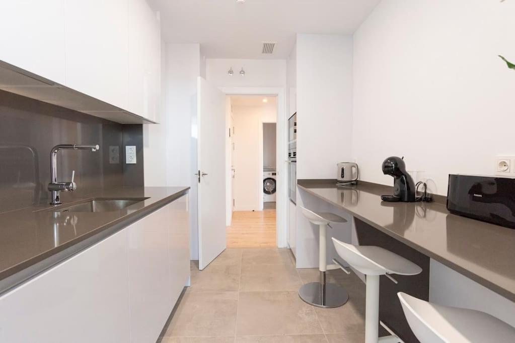 Apartamento Skyline Iii Pool & Coworking By Ele *