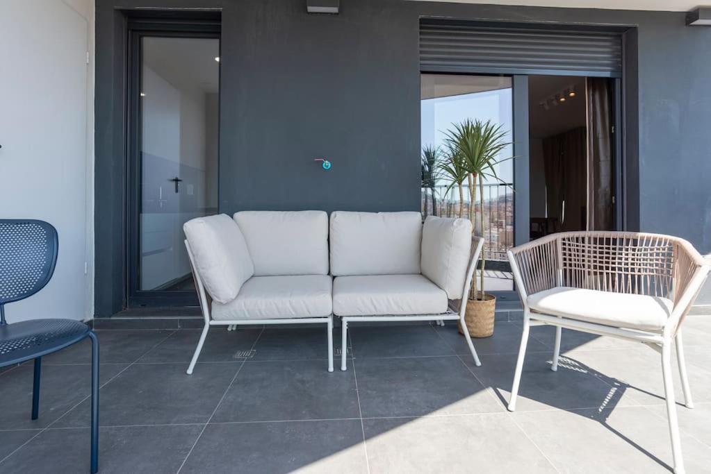 Skyline Iii Pool & Coworking By Ele Apartamento