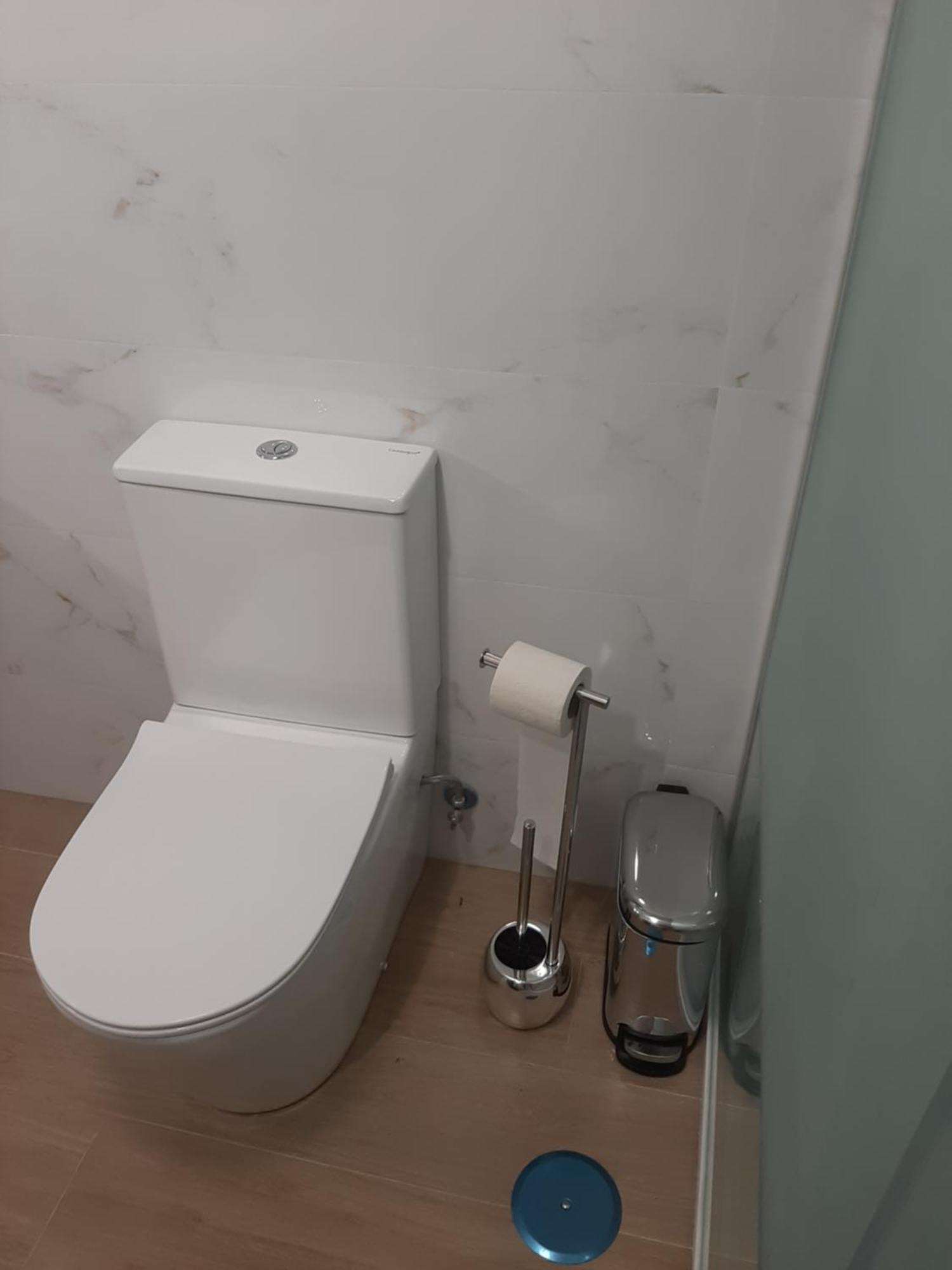 Argentea 18 * Malaga