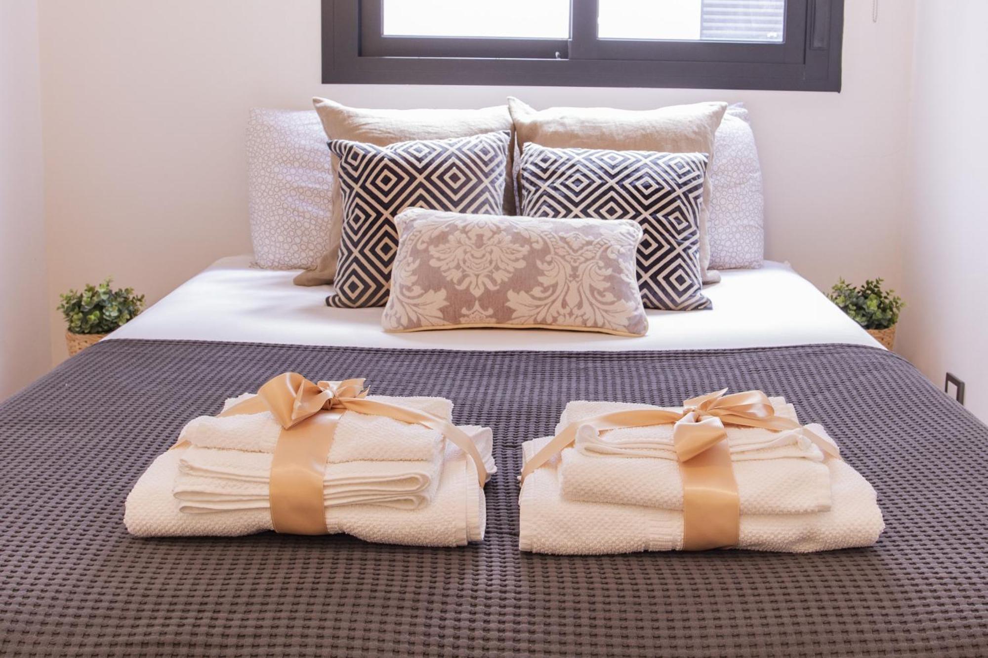 -malagasunapts- Rooftop Pool & Free Parking * Málaga