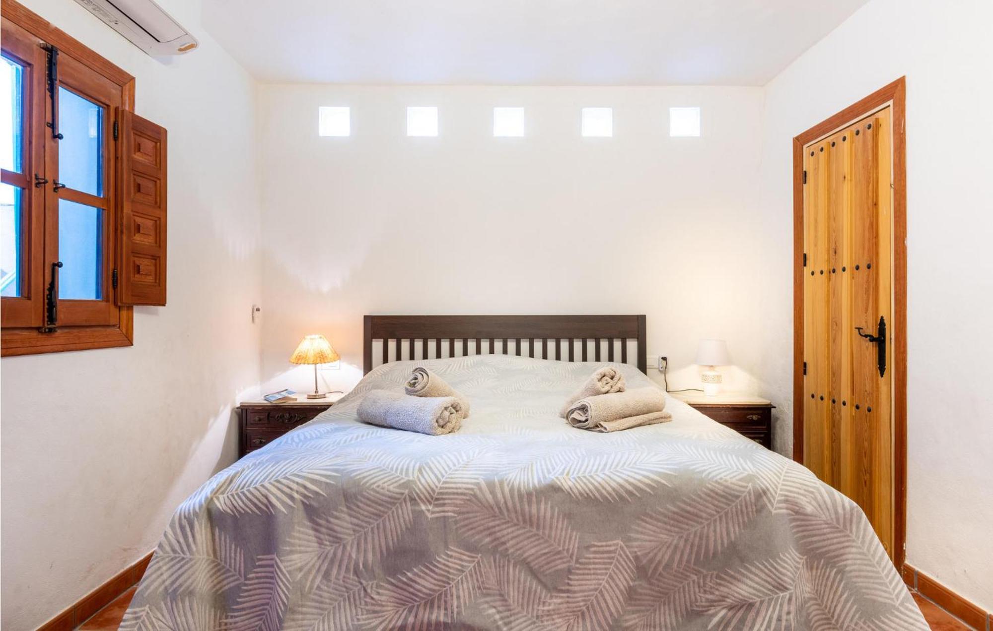 Pet Friendly In Iznate With Kitchen Сasa de vacaciones Málaga