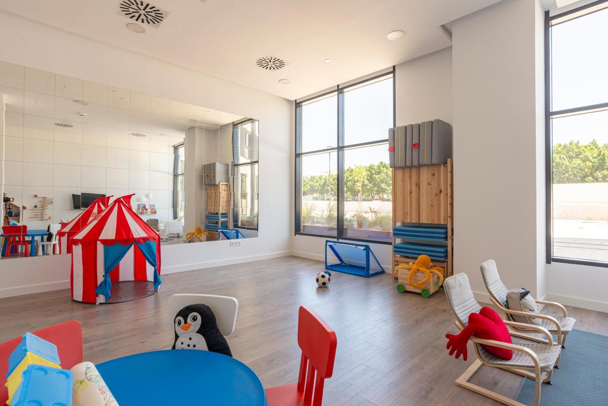 Apartamento Skyline Iii Pool & Coworking By Ele