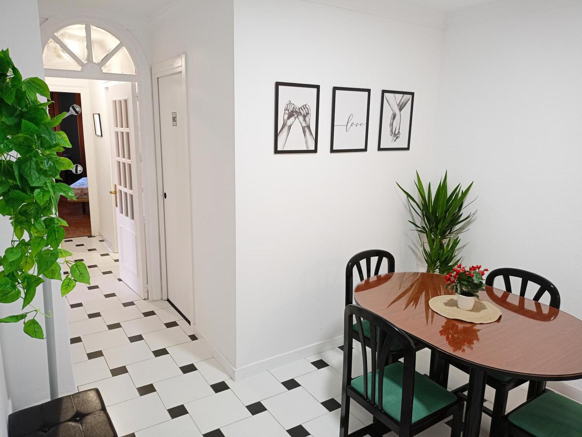 Homestay Angosta Host