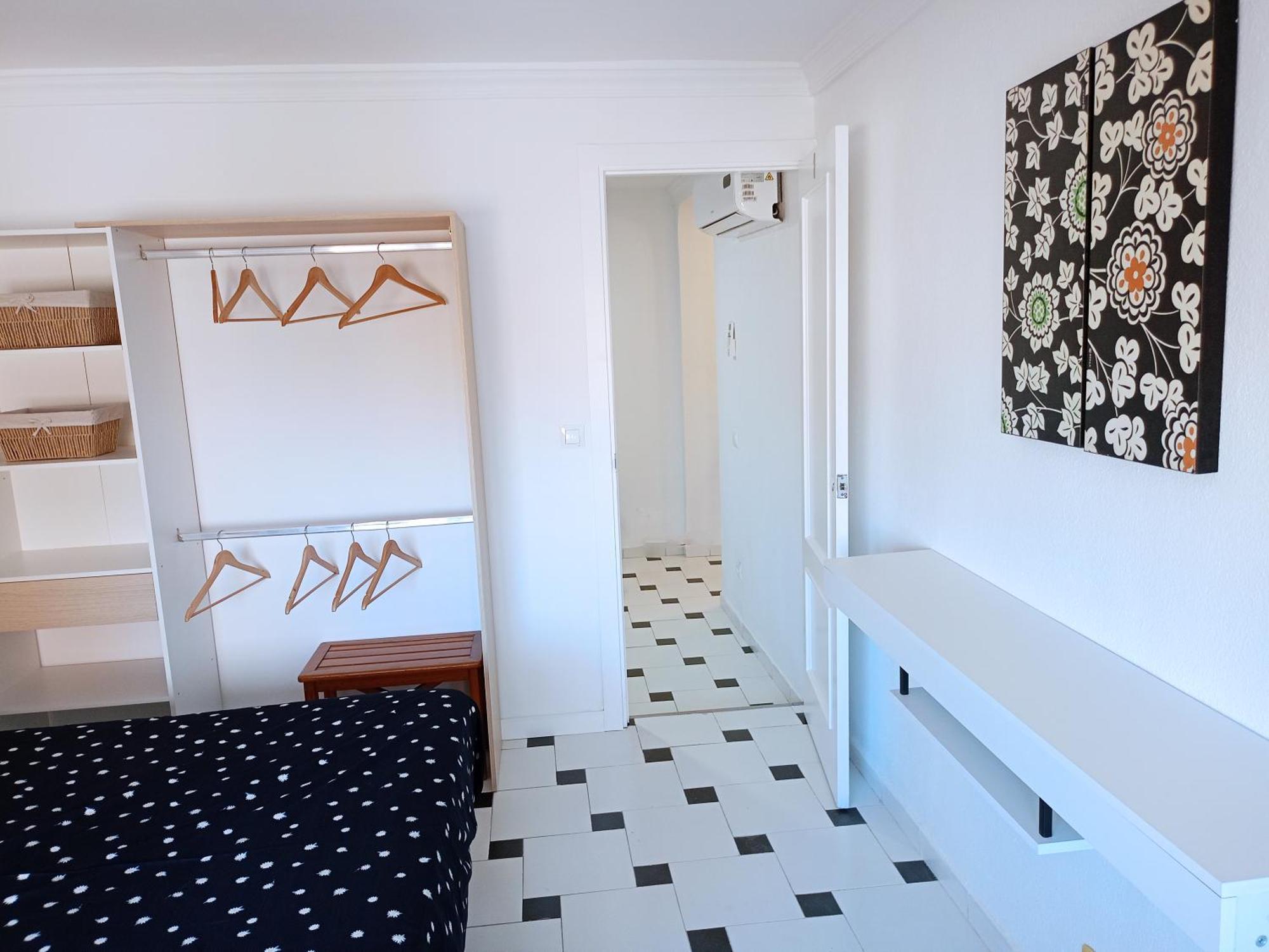 Angosta Host Homestay *