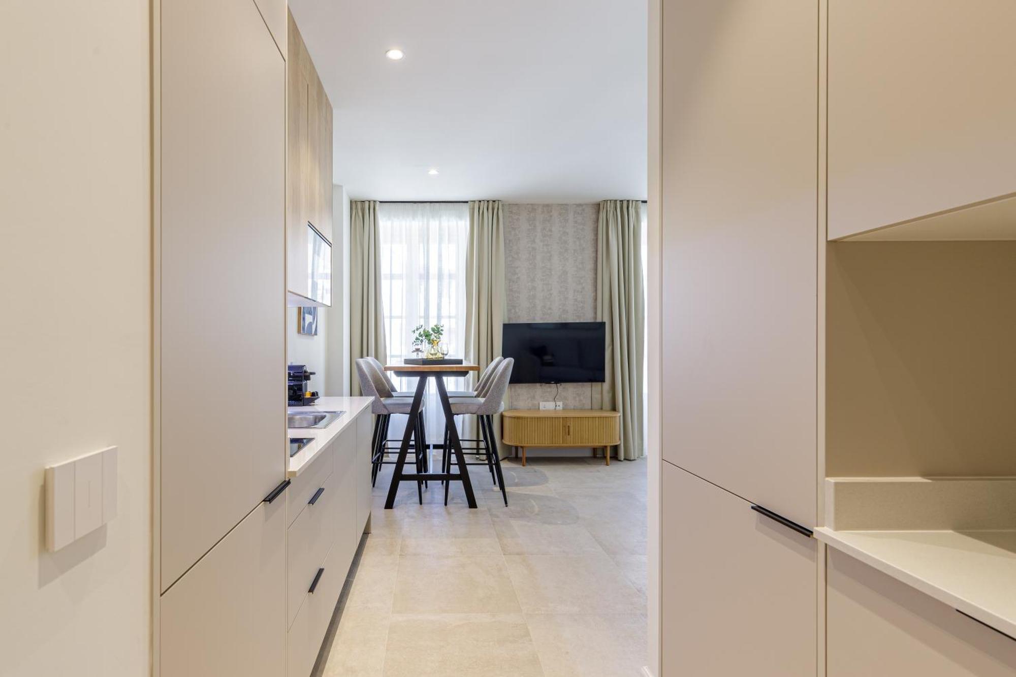 Plaza Del Siglo & Boutique By Caleta Homes Malaga