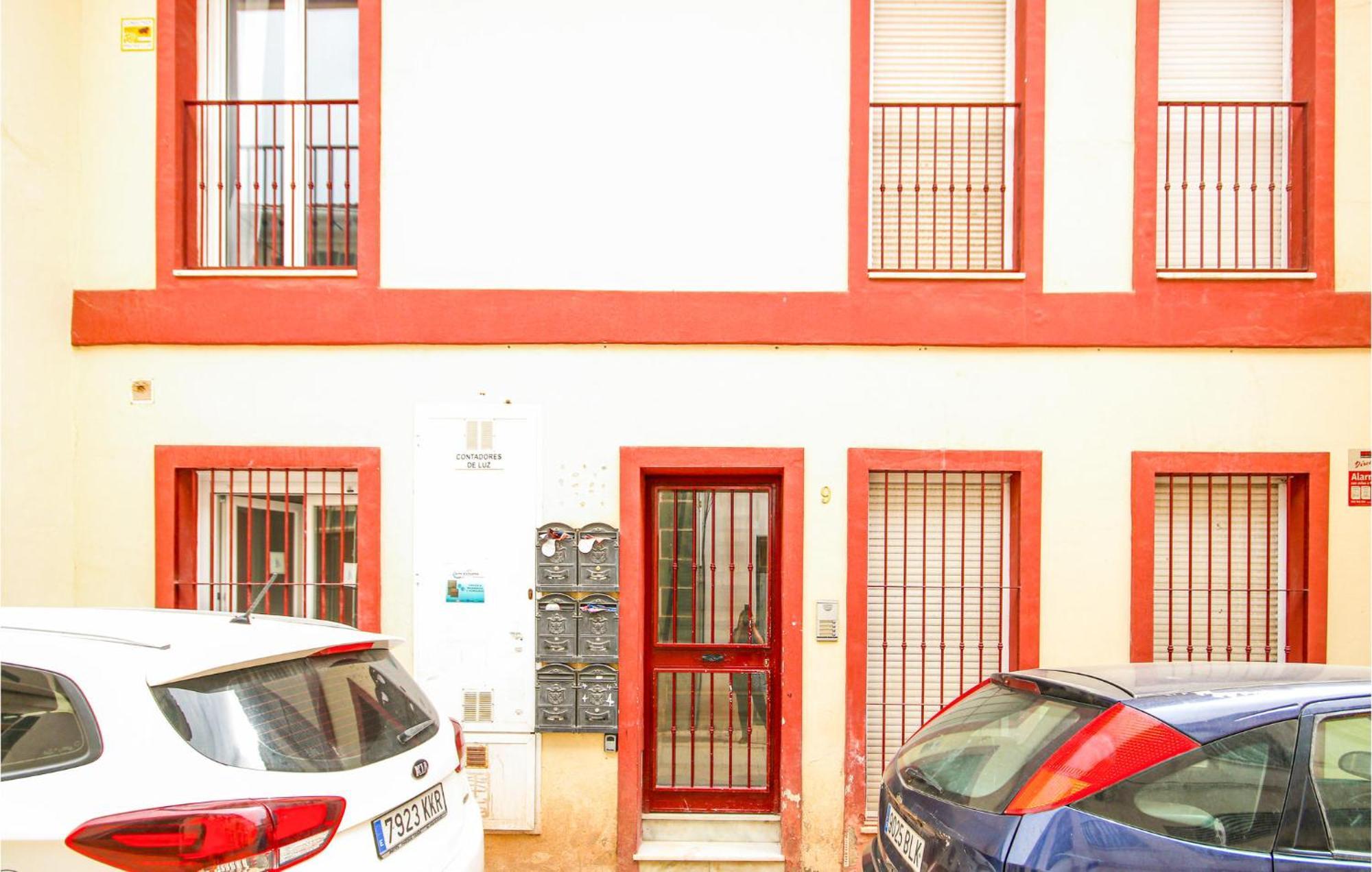 Stunning In With 2 Bedrooms
