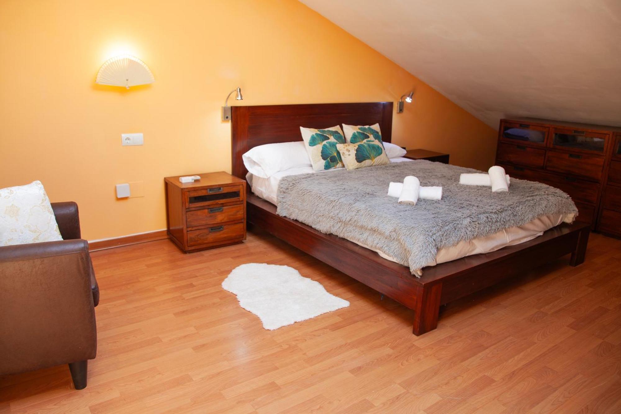 Duplex En Centro De Malaga, Calle Nuno Gomez * Málaga