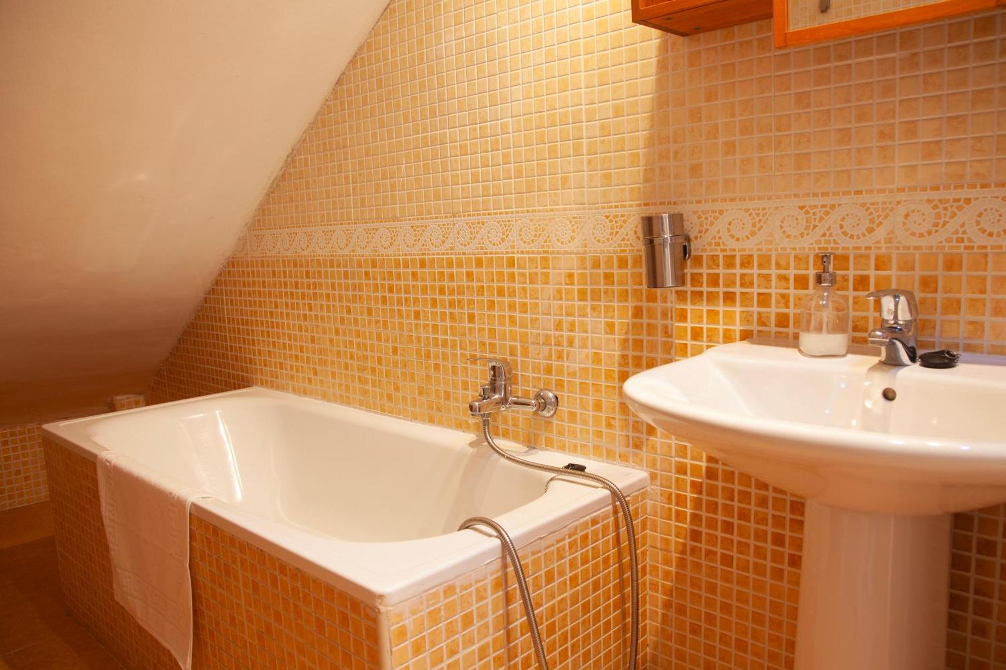 Duplex En Centro De Malaga, Calle Nuno Gomez Apartamento *