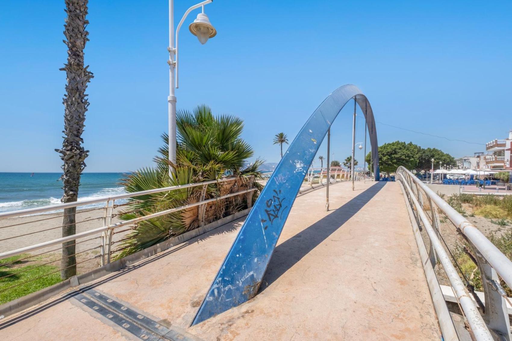 Apartamento En La Playa Con Terraza *