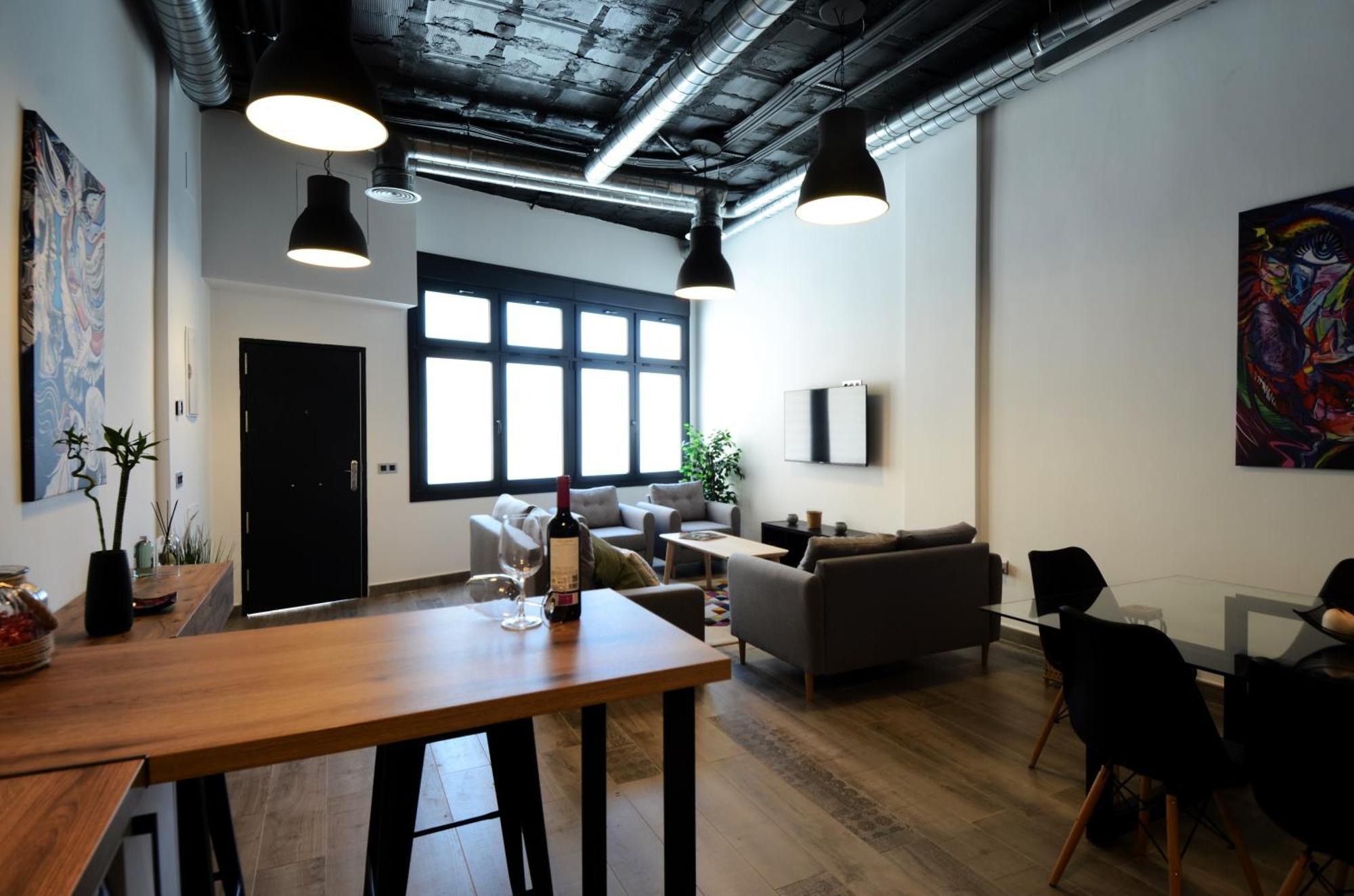 Fabrica Del Lujo En El Centro De Apartment Malaga