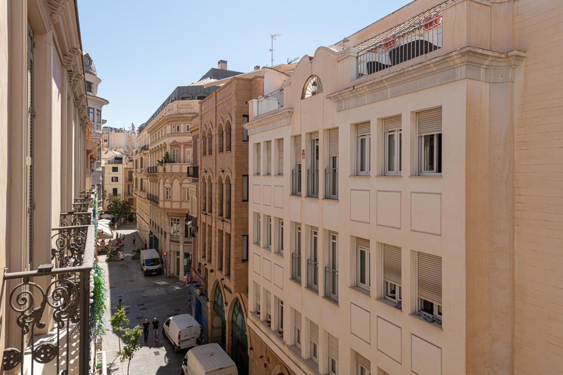 Apartamento Sebastian Souviron In By Solaga Homes Málaga