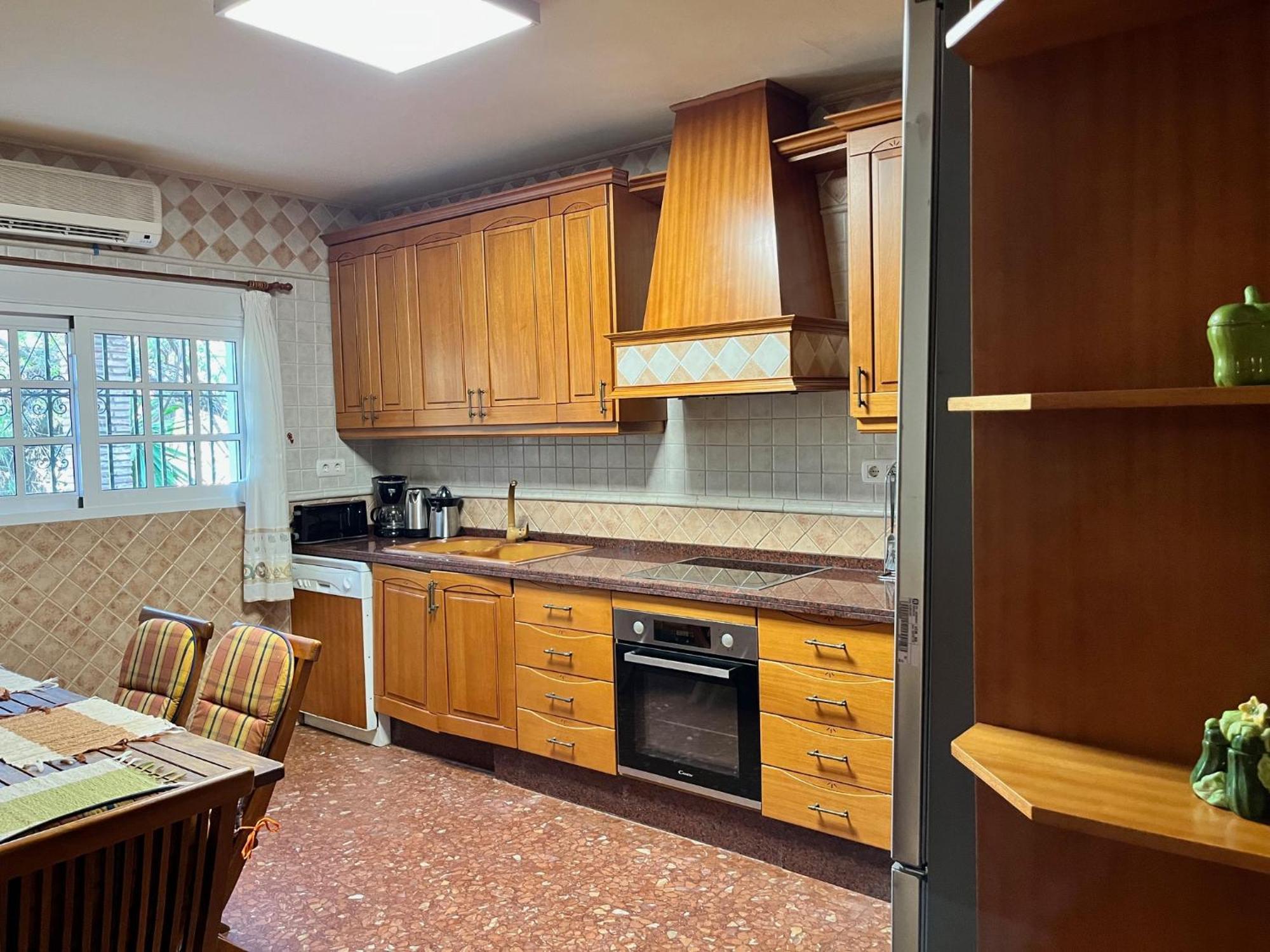 Сasa de vacaciones Pinares-malaga: Pool, Garden, Garaje, Wifi, Málaga