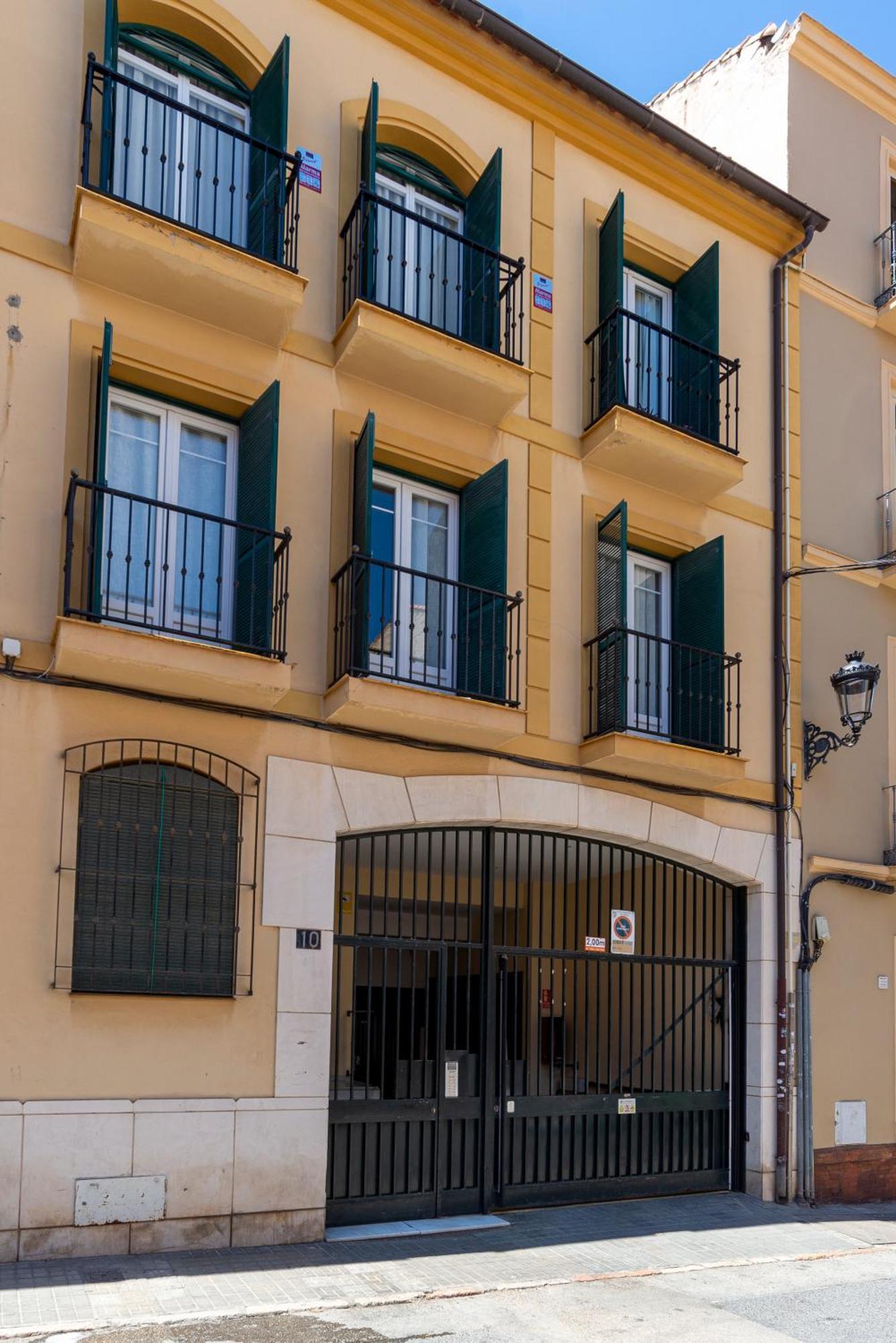 & Pool In Center Apartment Malaga