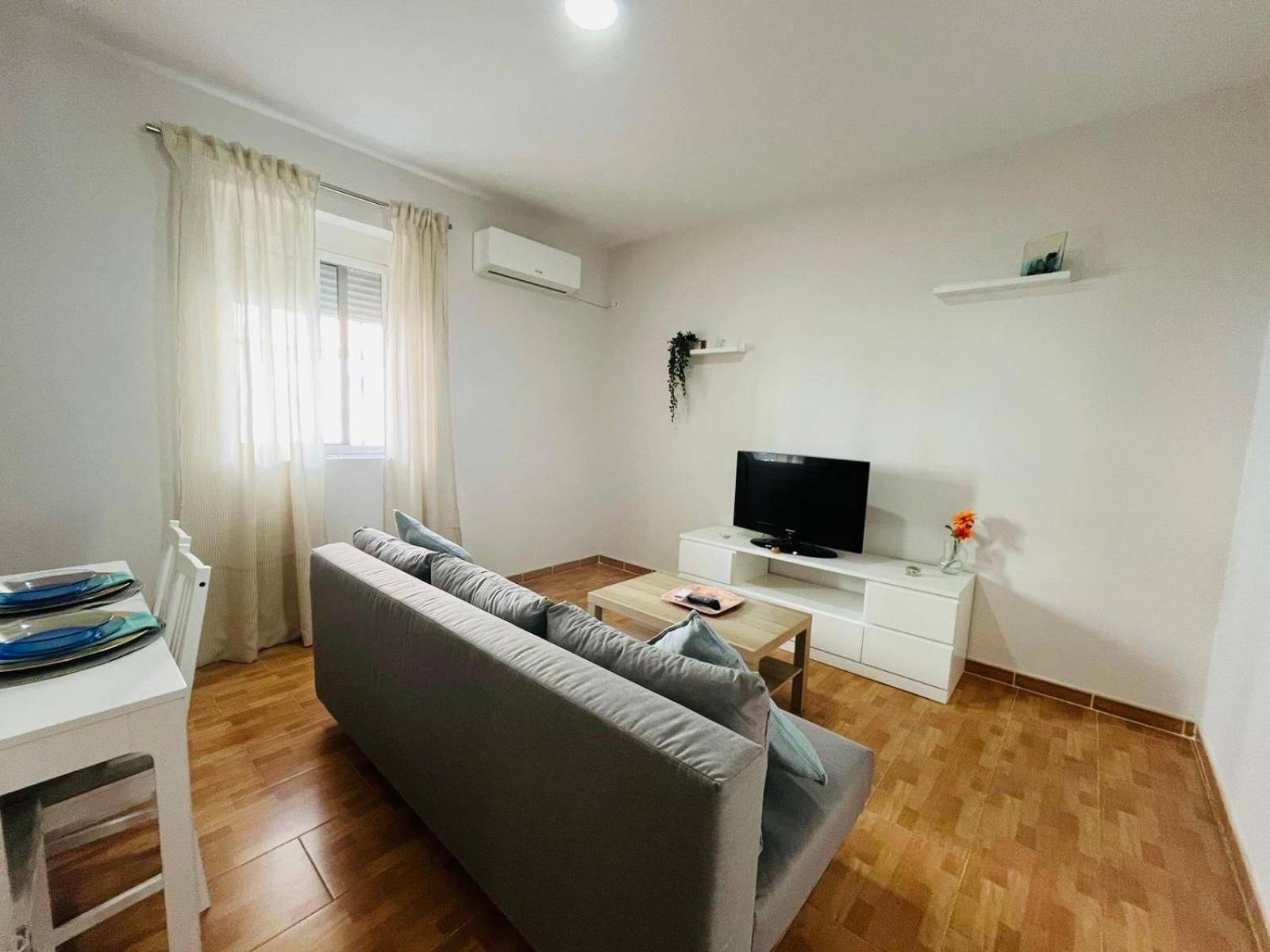 Apartamento Leisa House *