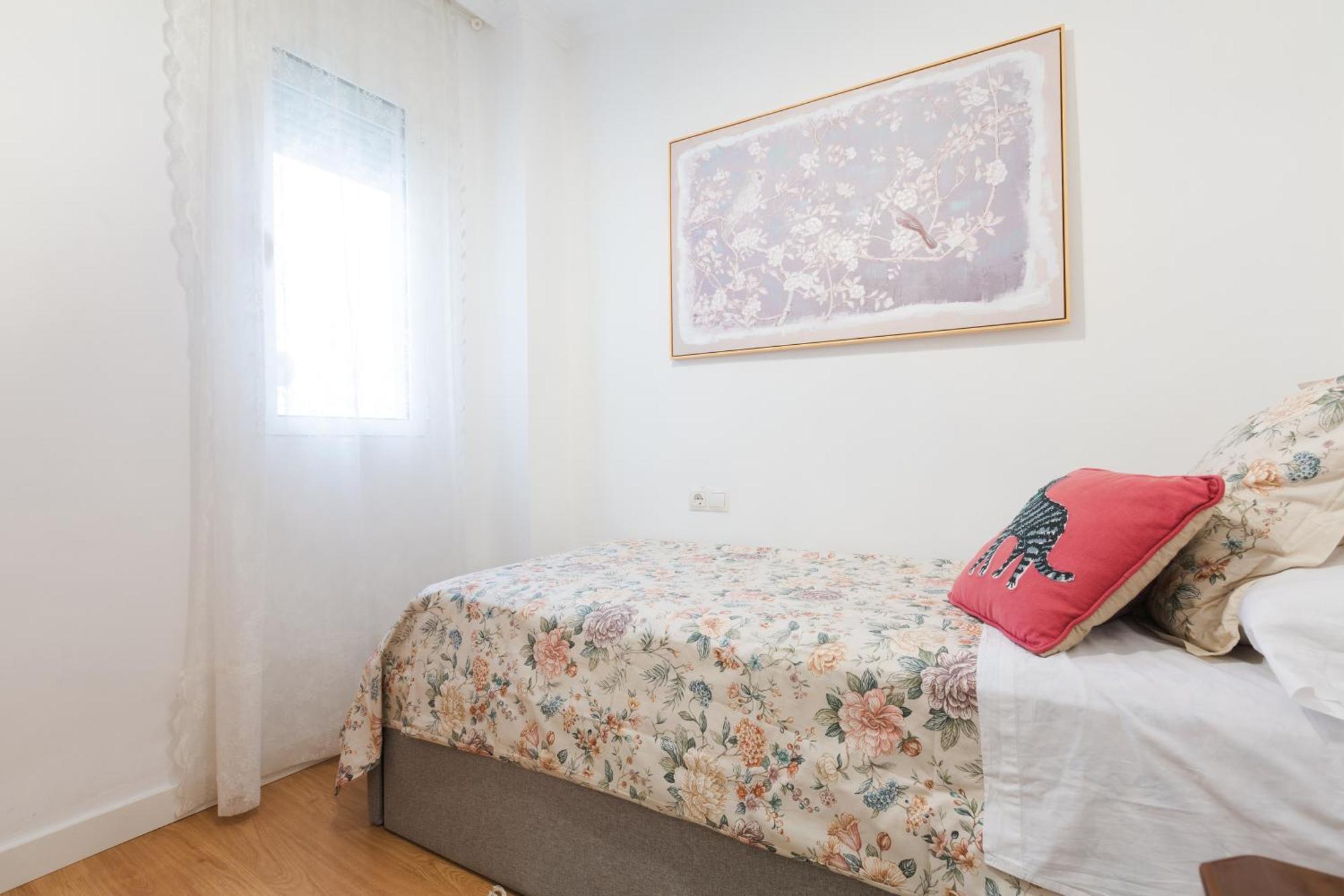 Atarazanas: De Dos Malaga