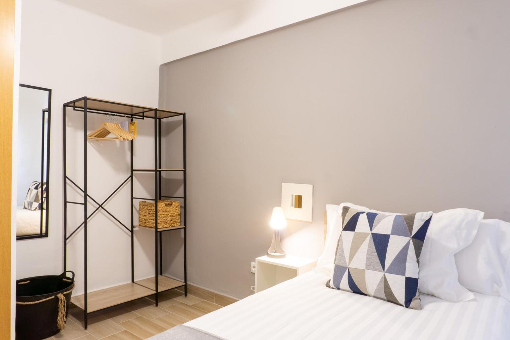 Comodo De 3 Apartamento *