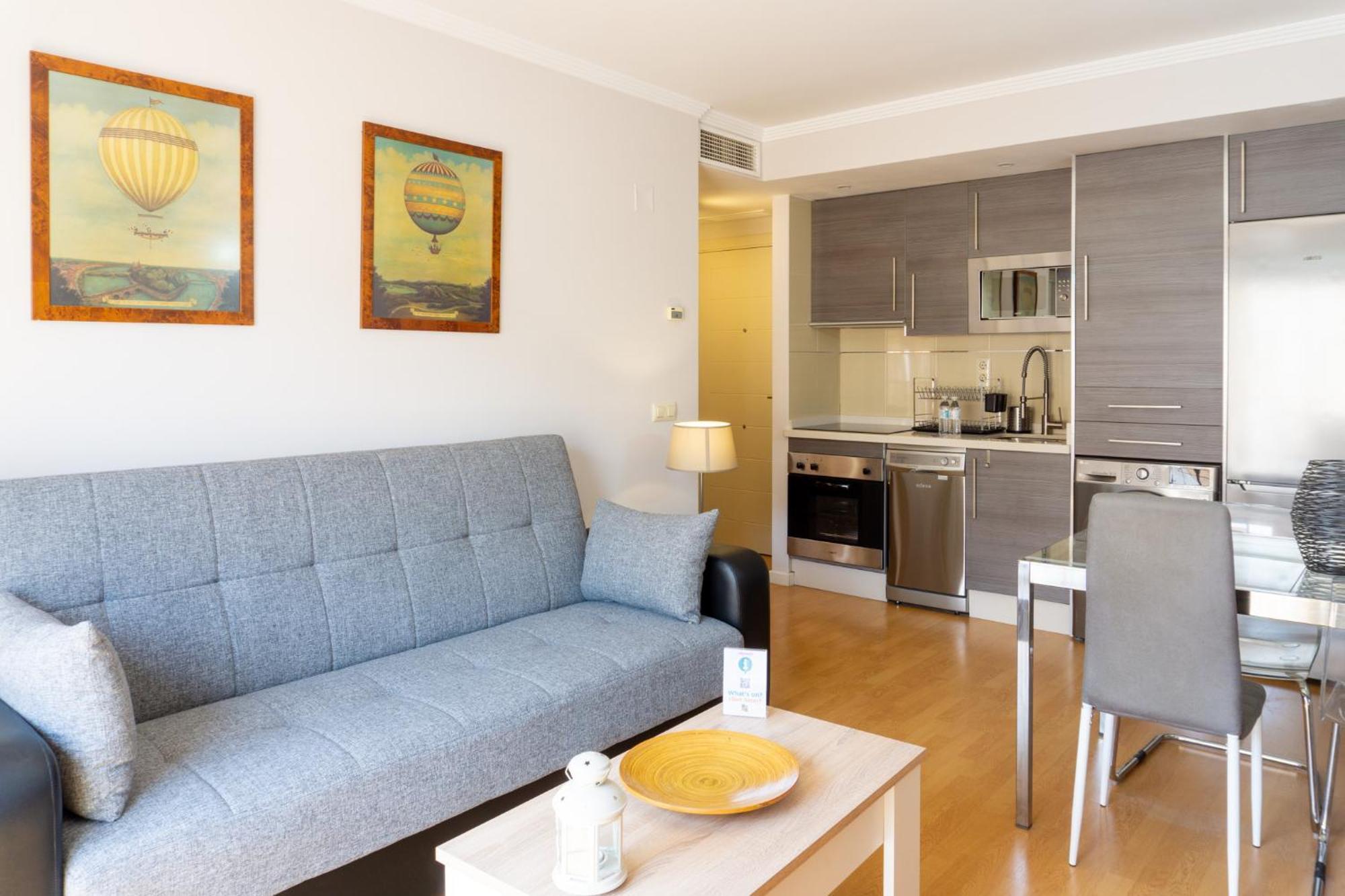 Apartamento Con Parking Cerca Del Centro *