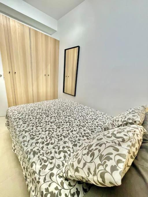 Moderno Y Elegante Apartamento En El Palo Malaga