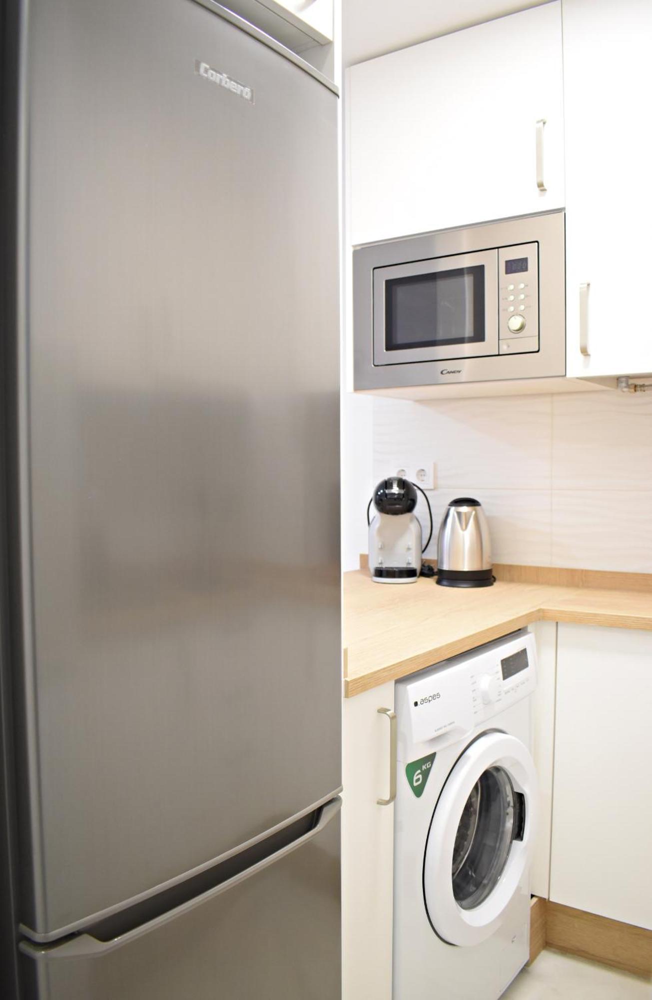 Apartamento At La Isla Preciosos Cerca Del Centro De La Ciudad Y De La Playa Málaga