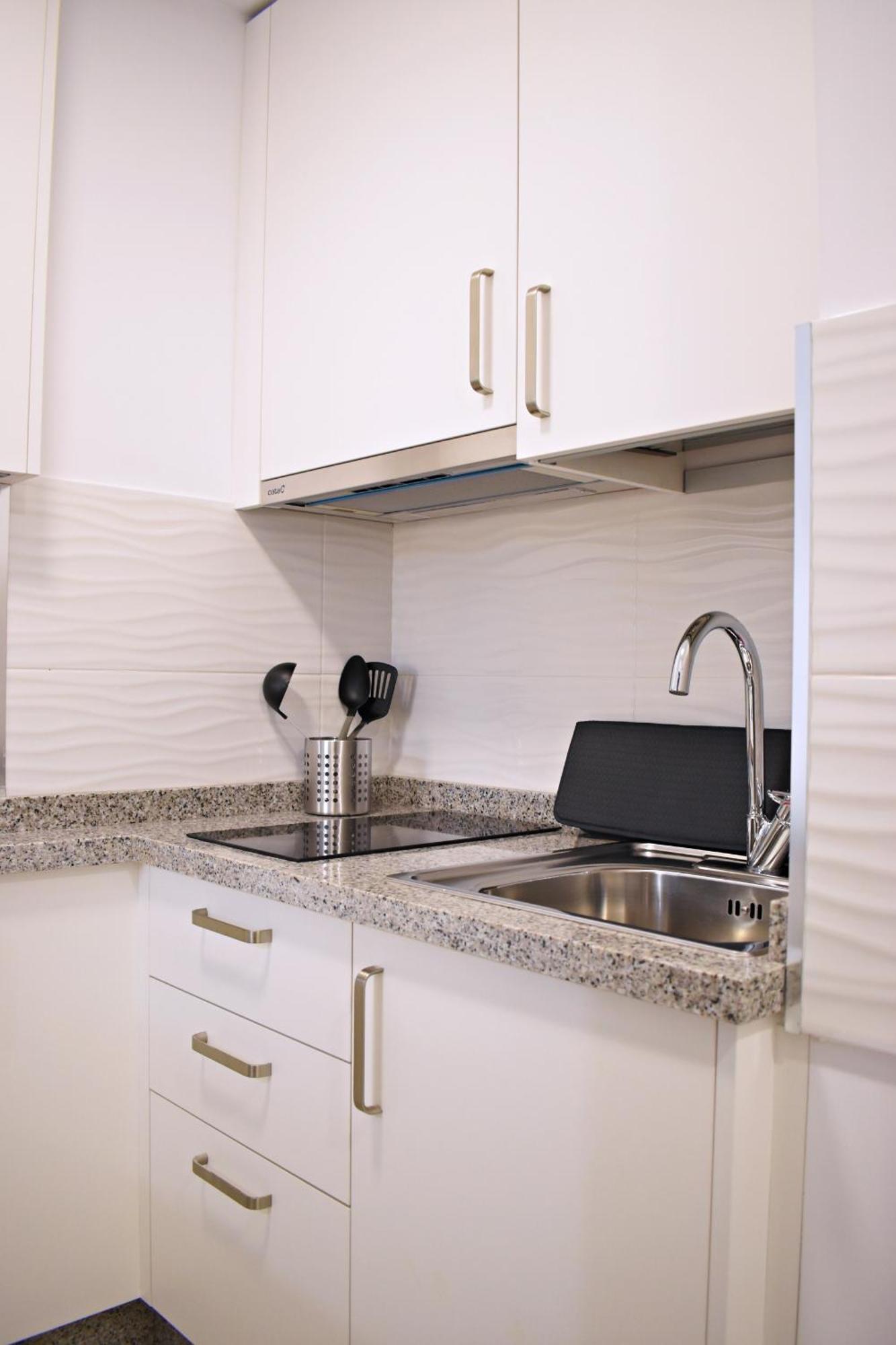 Apartamento At La Isla Preciosos Cerca Del Centro De La Ciudad Y De La Playa Málaga