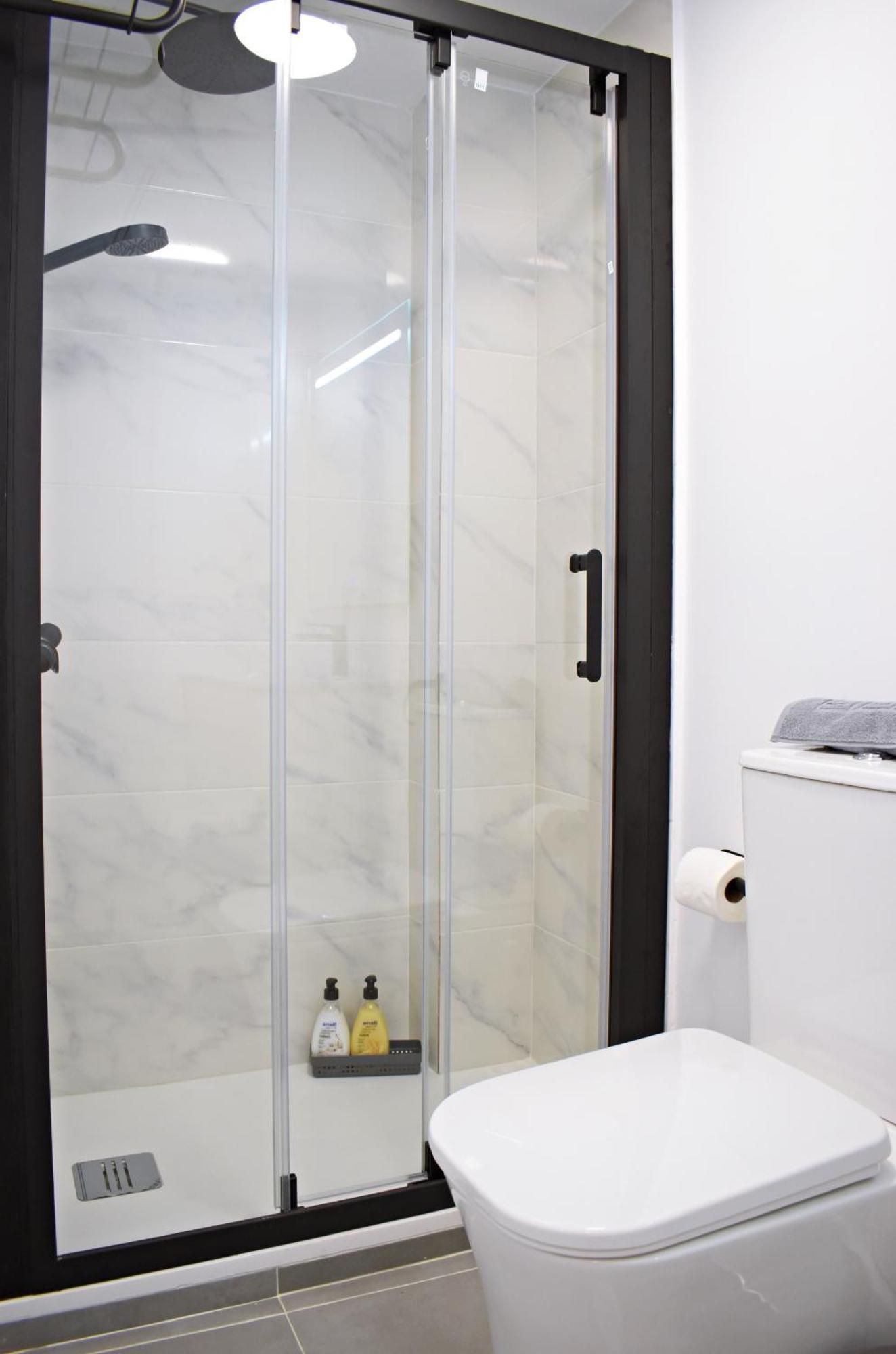 Apartamento At La Isla Preciosos Cerca Del Centro De La Ciudad Y De La Playa Málaga