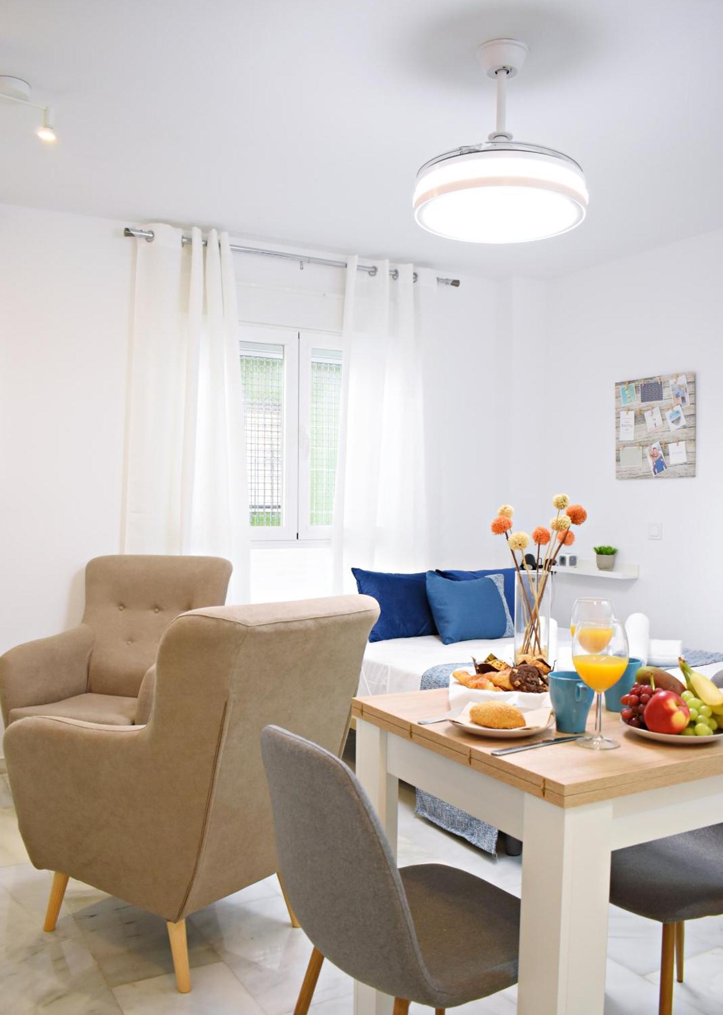 At La Isla Preciosos Cerca Del Centro De La Ciudad Y De La Playa Apartamento Málaga
