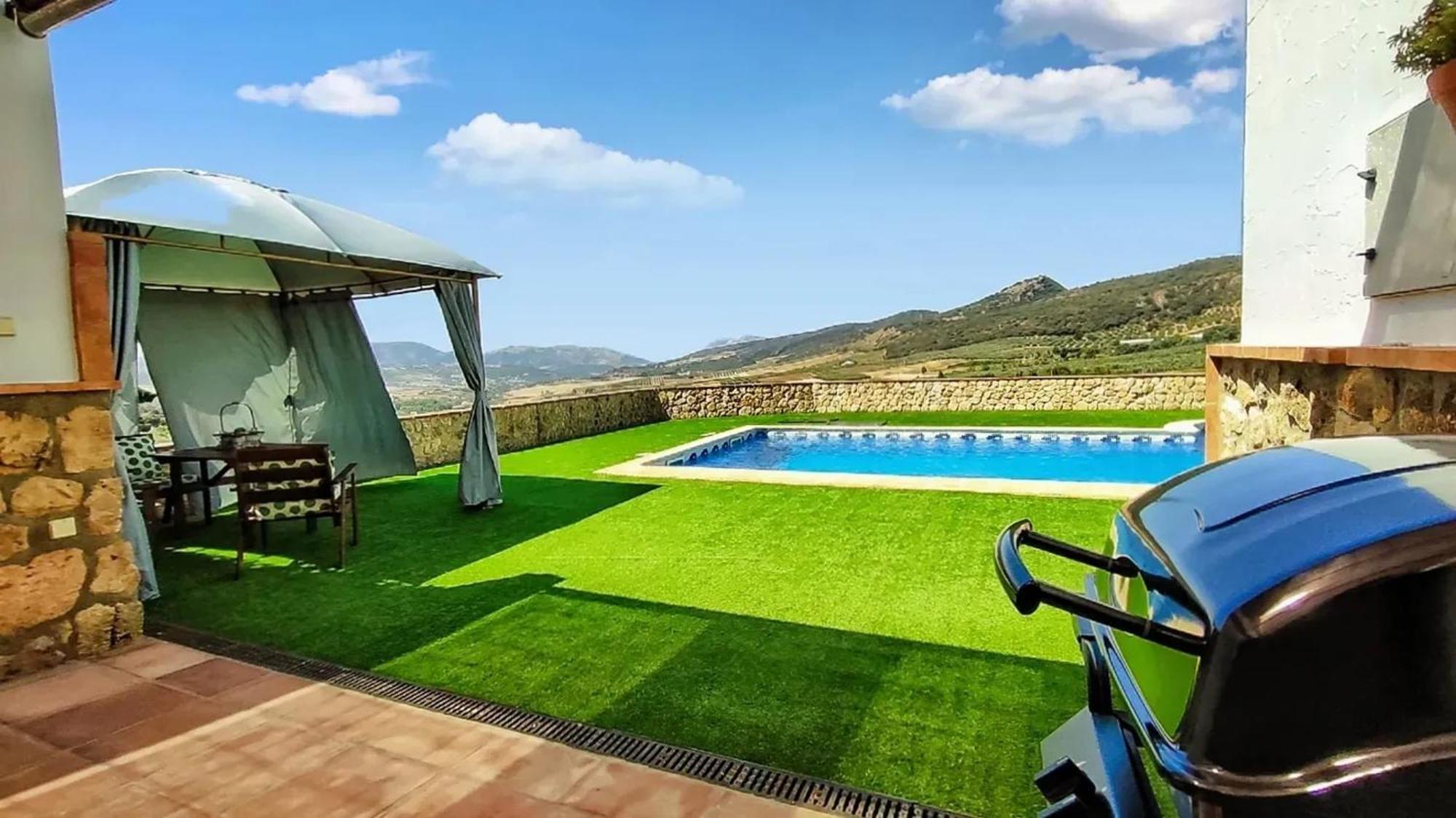 Charming In Prados 45 M² With Pool * Málaga