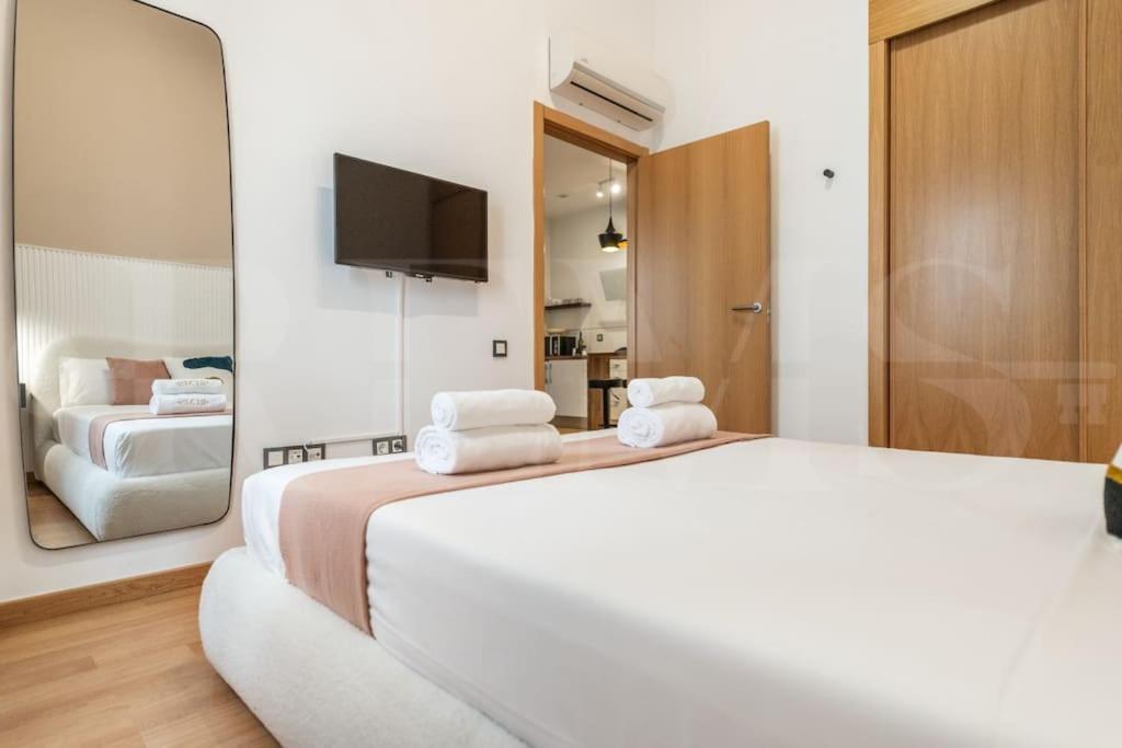 Apartamento Comfortable In The Center By Rems