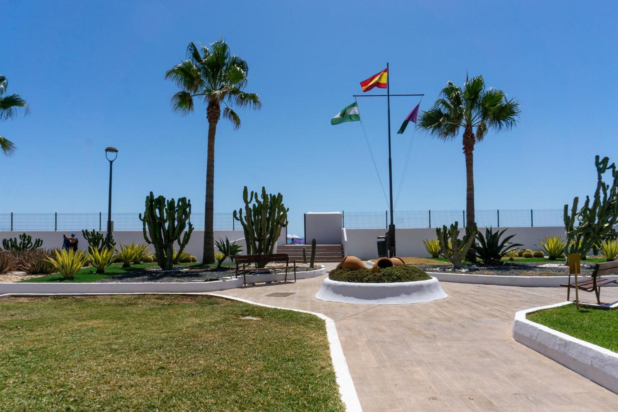 Apartamento Chalet En Primera Linea De Playa *