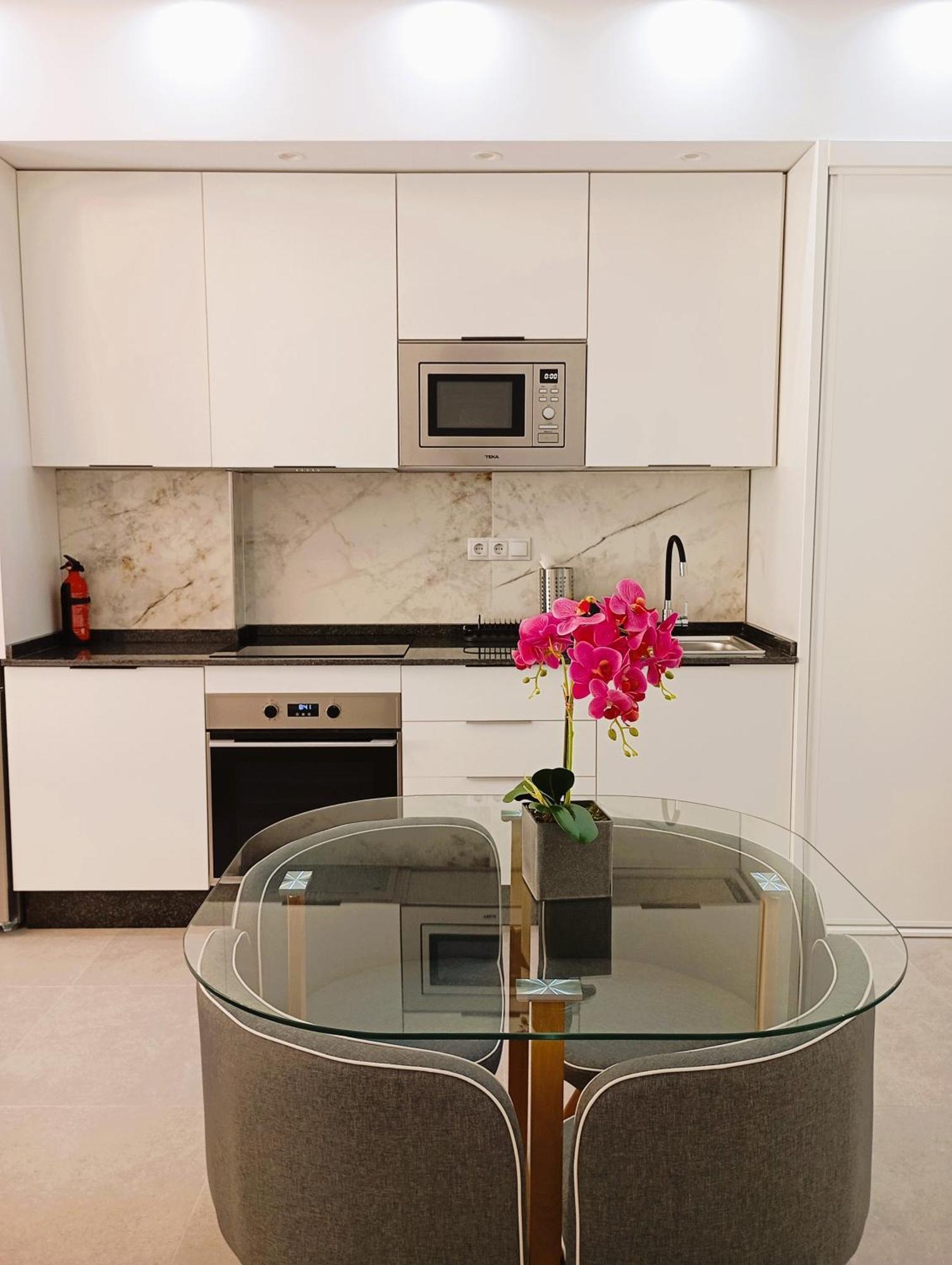 Apartamento Moderno En La Luz Málaga