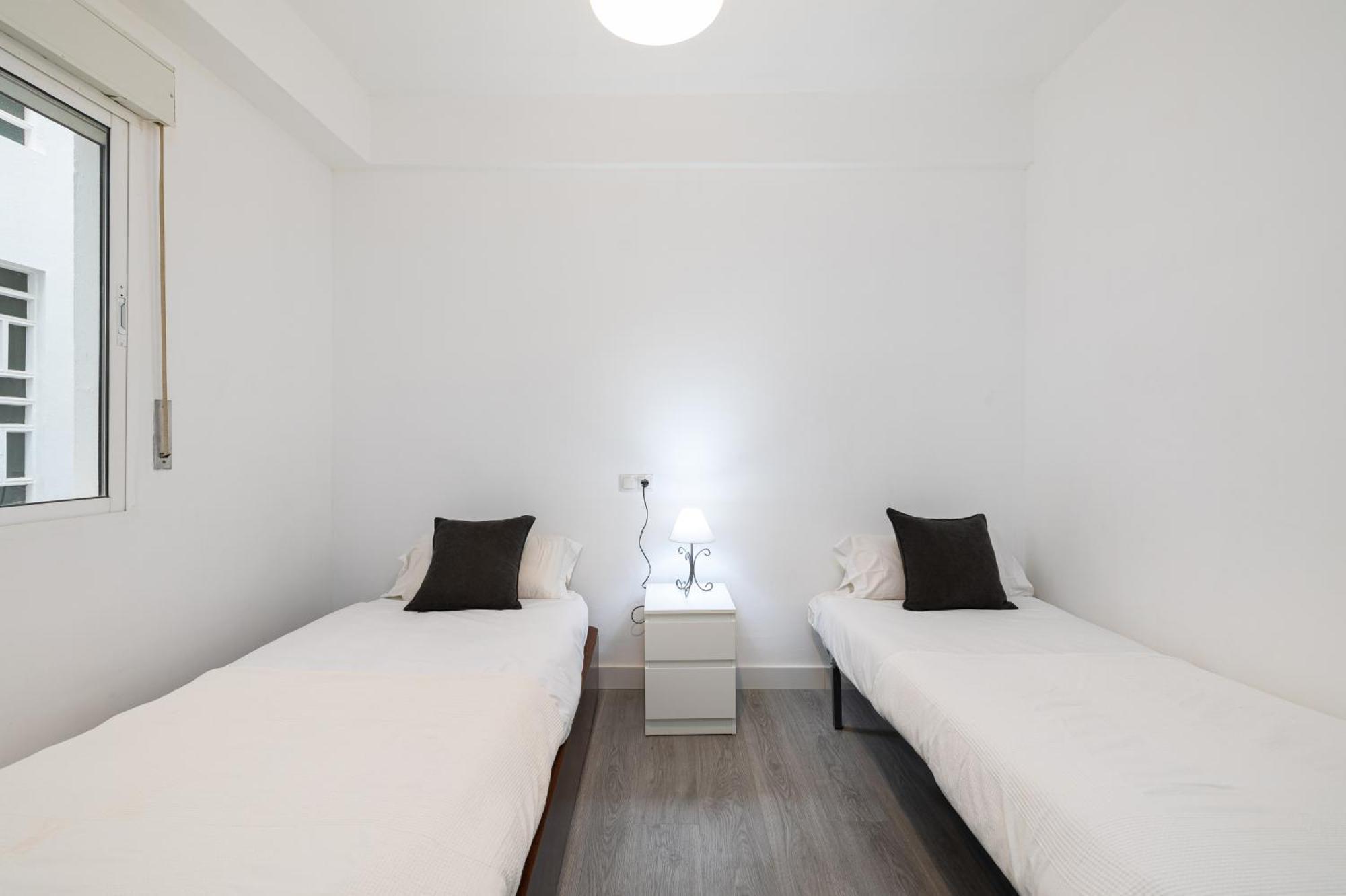 Apartamento H2m Marmoles 3 & 2 Banos Con Balcon Málaga