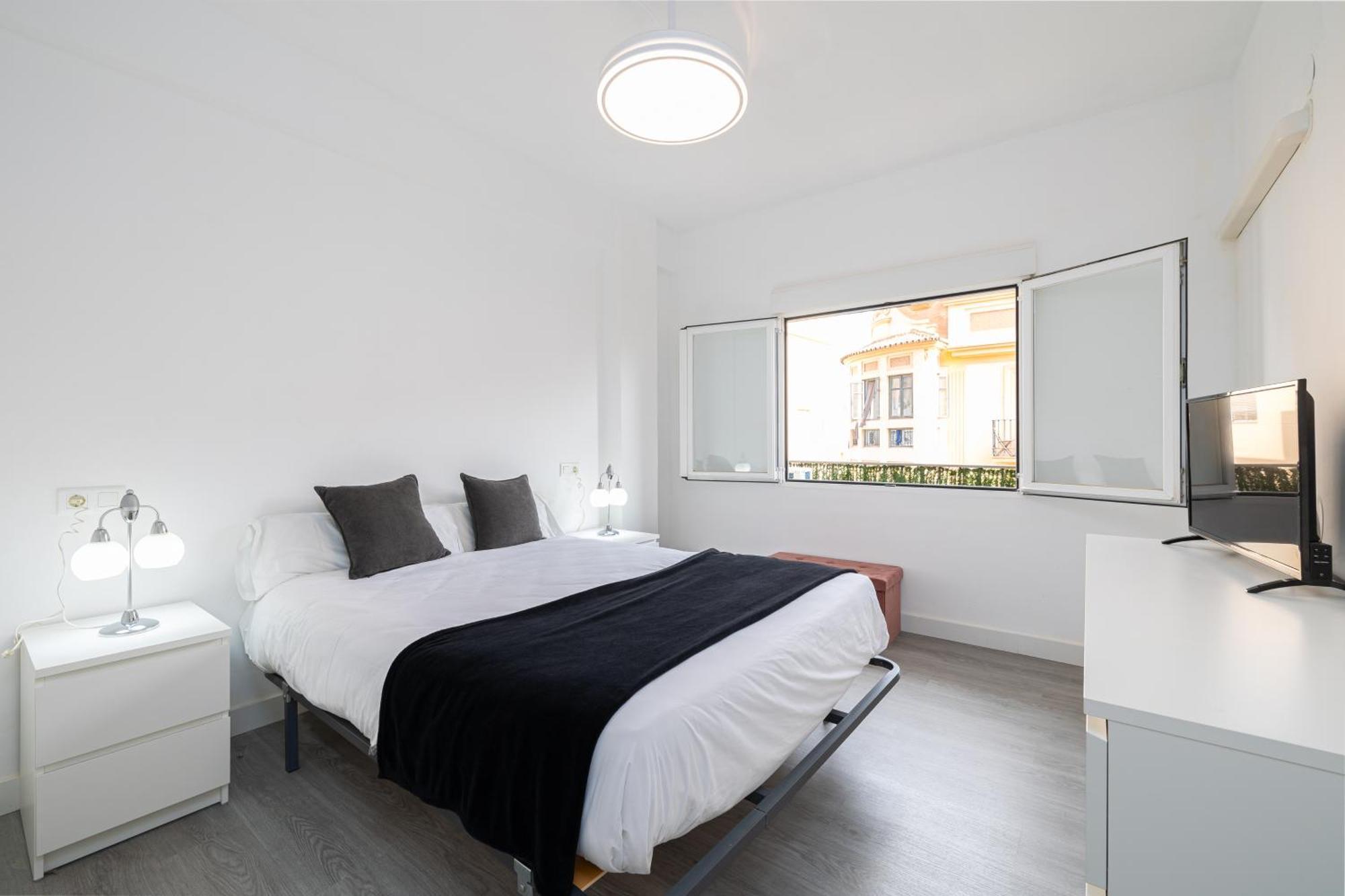 Apartamento H2m Marmoles 3 & 2 Banos Con Balcon Málaga