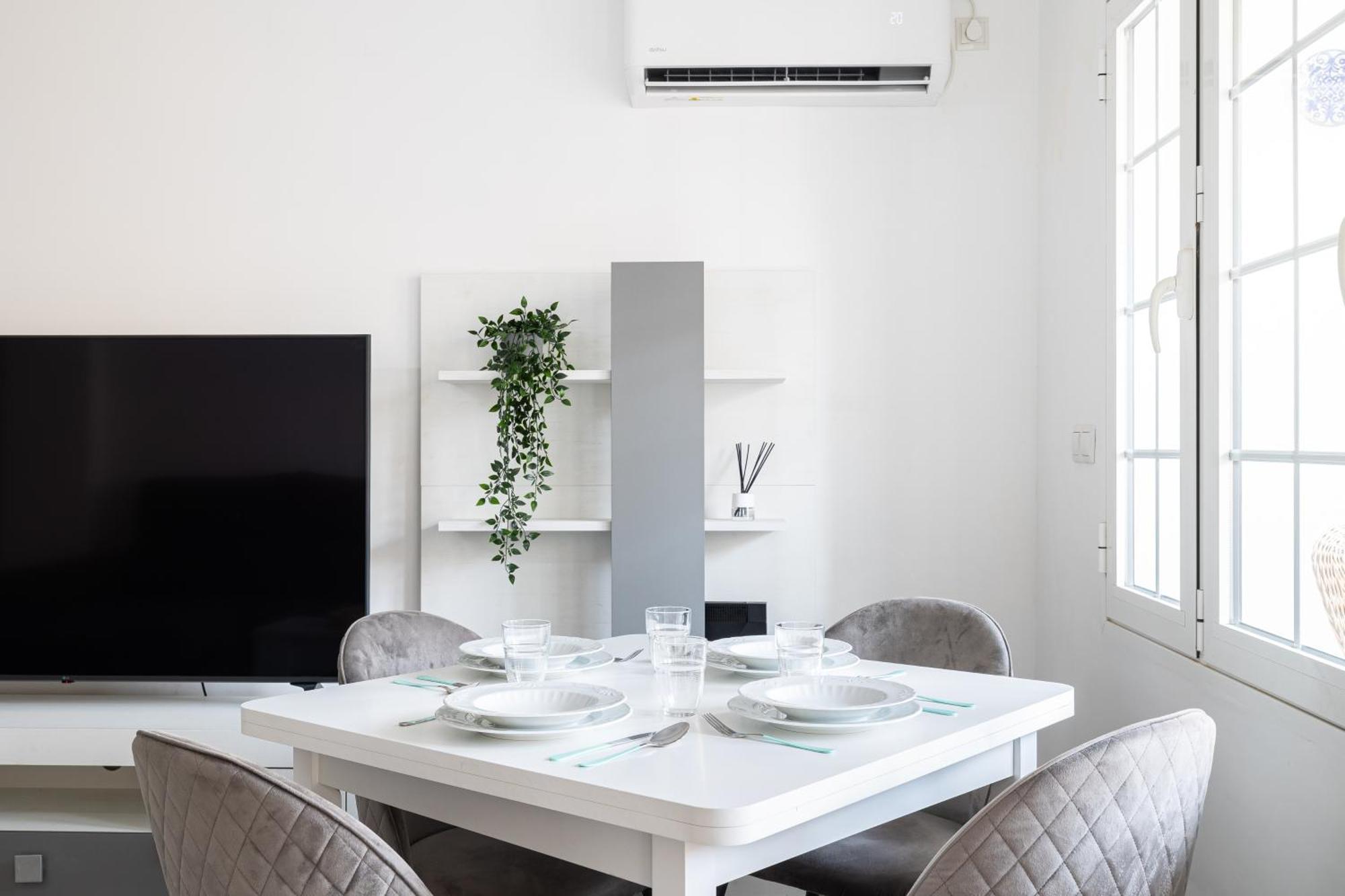 H2m Marmoles 3 & 2 Banos Con Balcon Apartamento
