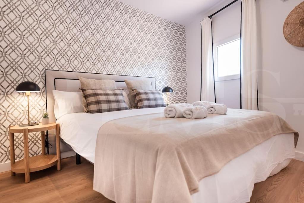 Apartamento With Cathedral View & Terrace By Rems *