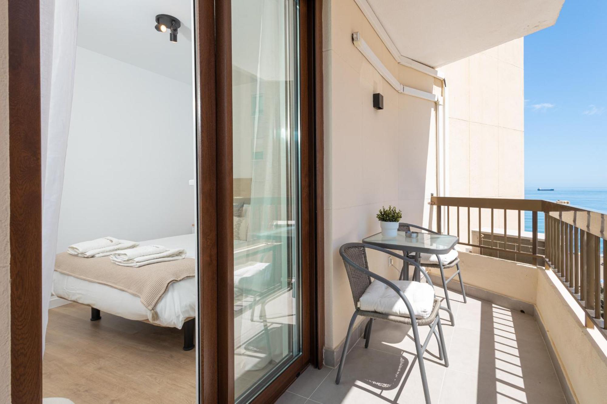 C36 Elegant 2 Bdr Amazing Views *