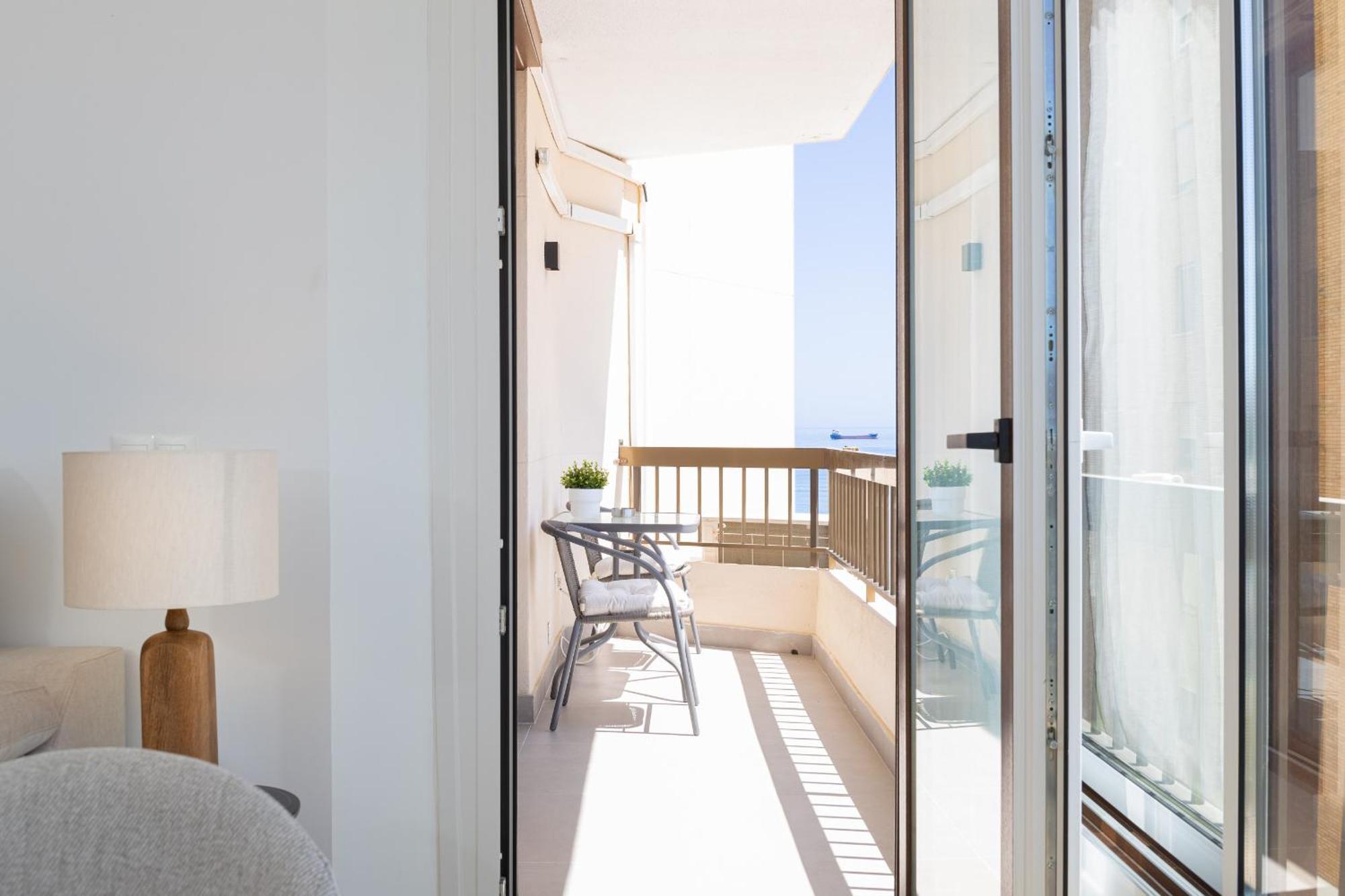 C36 Elegant 2 Bdr Amazing Views *