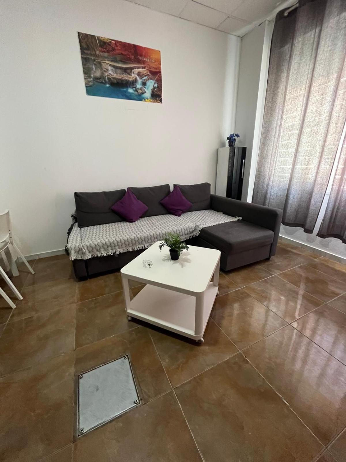 Becquer 3 Apartment Malaga