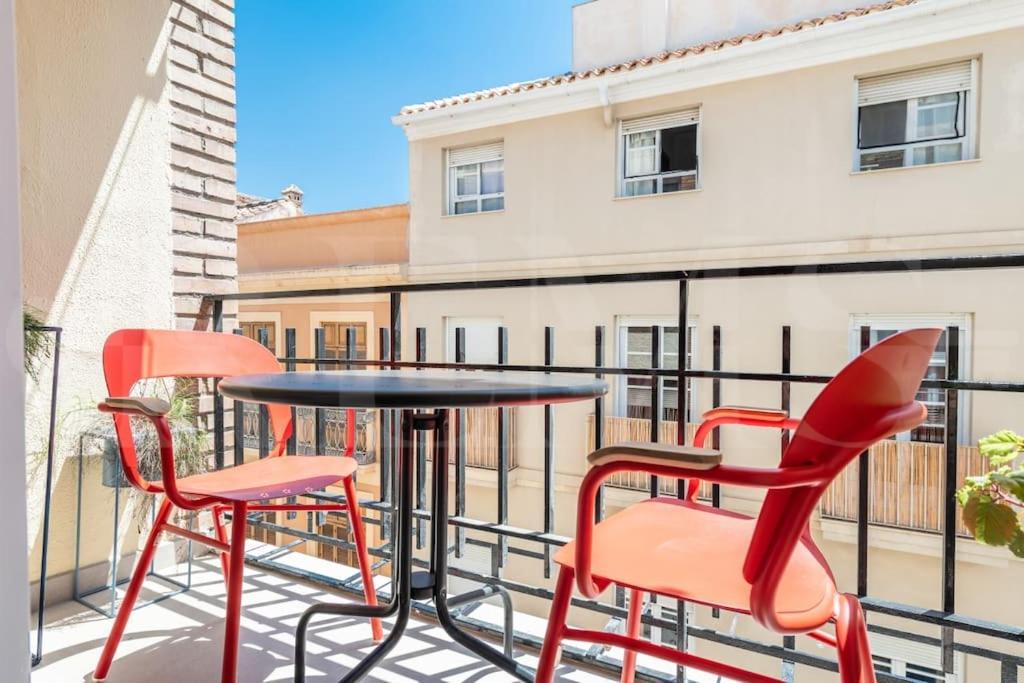 Apartamento Pop Art Gem With Paintings By Local Artist By Rems *