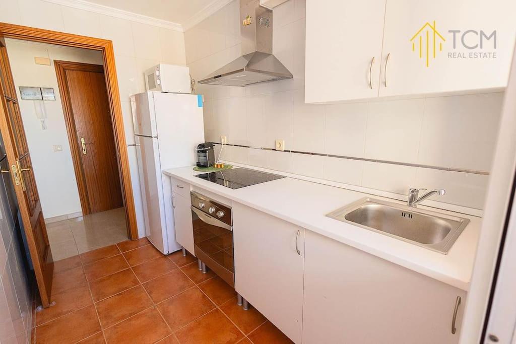 Apartamento Piso Con Terraza Y Vistas *