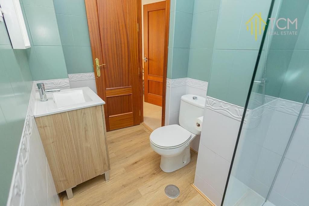 Apartamento Piso Con Terraza Y Vistas *
