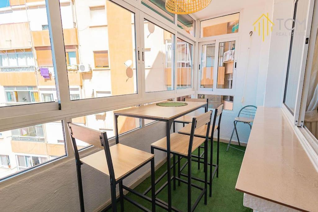 Piso Con Terraza Y Vistas *