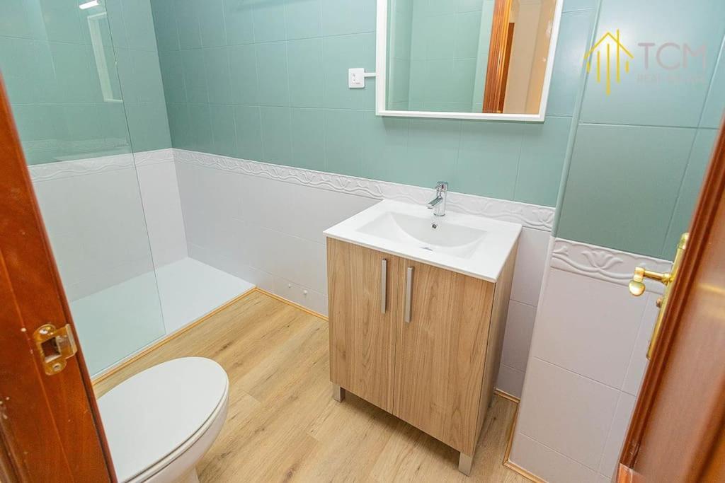 Apartamento Piso Con Terraza Y Vistas Málaga