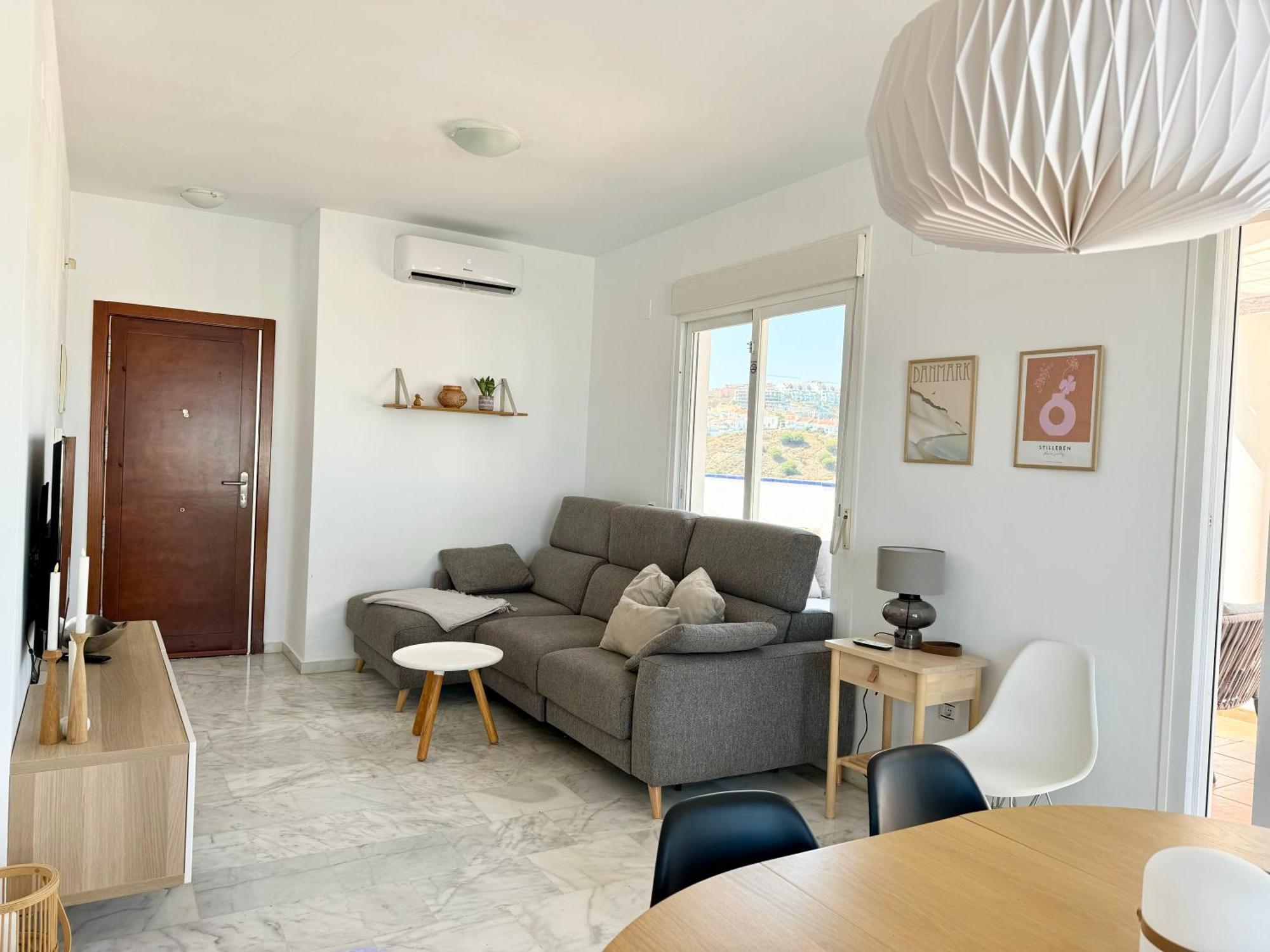 Penthouse With Exceptionel View, Miraflores * Málaga