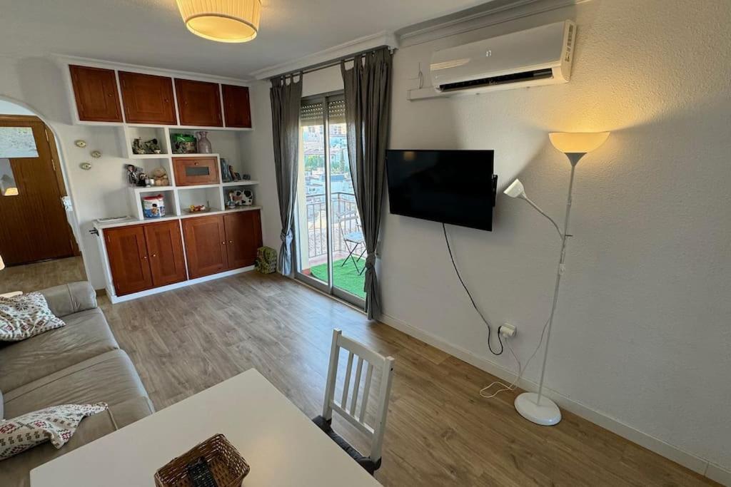 Apartment Charming With Mountain Views Malaga