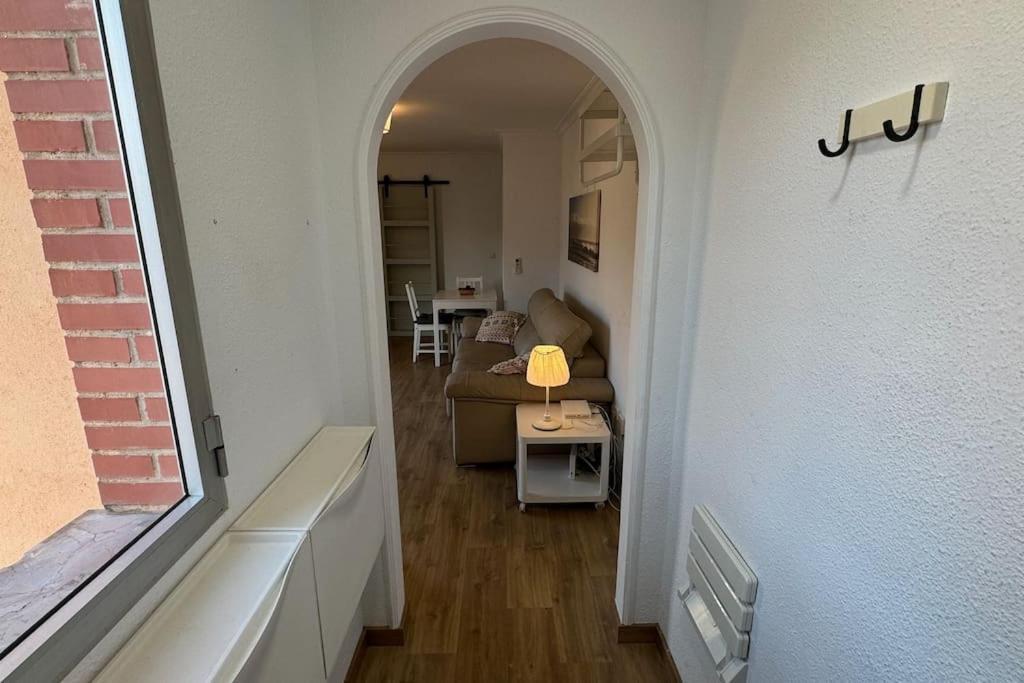 Charming With Mountain Views Malaga